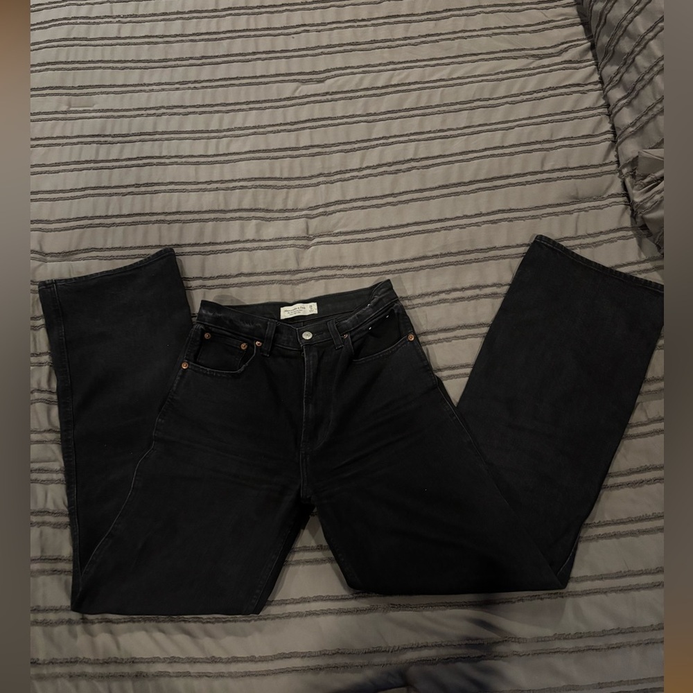 Abercrombie & Fitch Women’s Ultra High Rise Black Jean